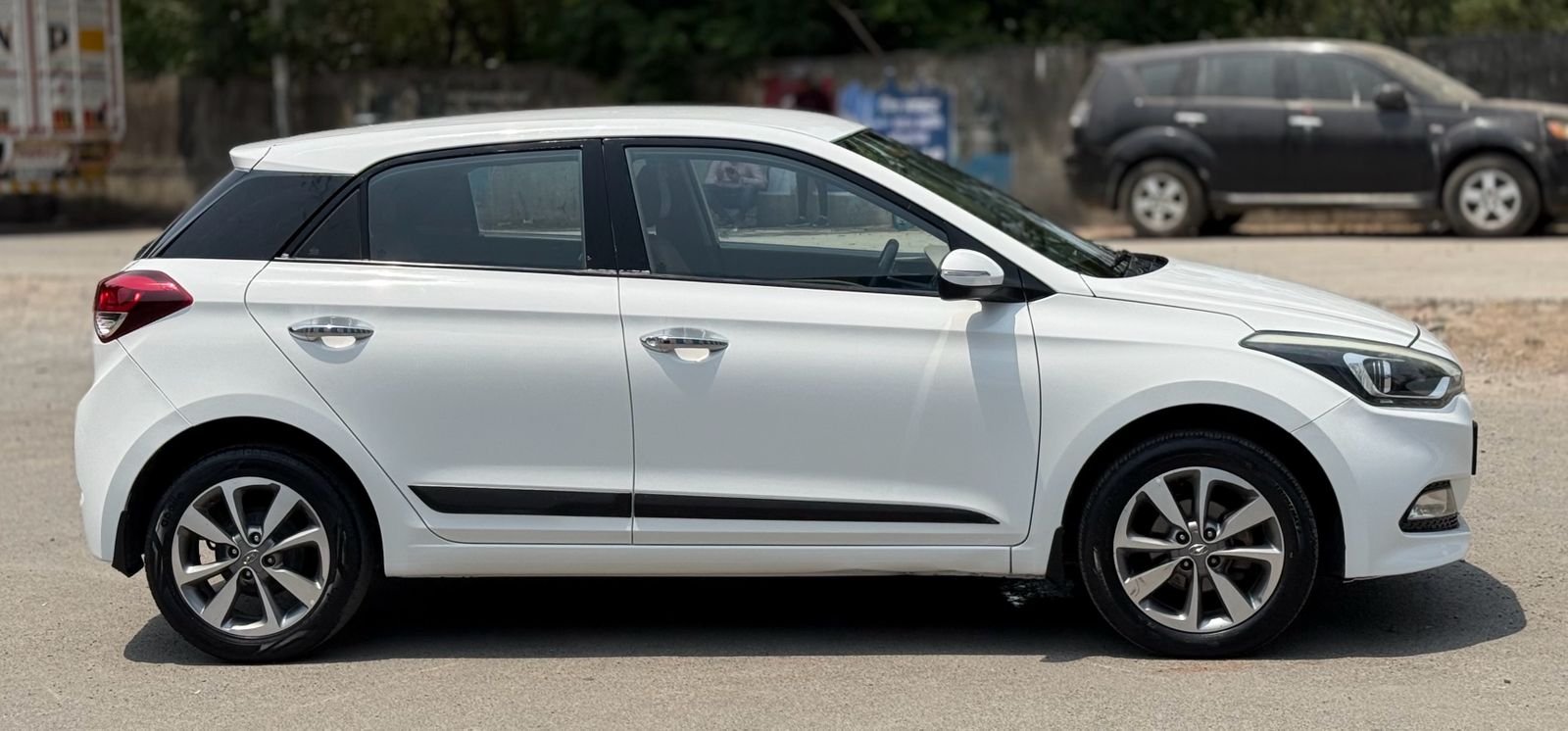 i20 Asta (O)